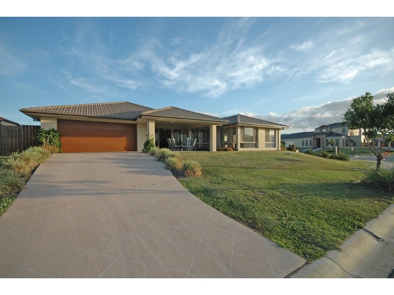 54 Regatta Avenue, Oxenford QLD 4210