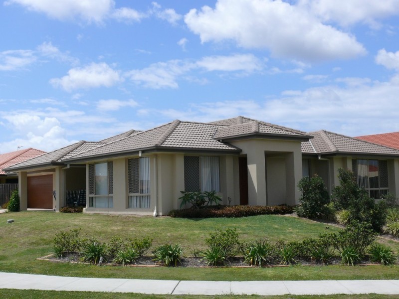 54 Regatta Avenue, Oxenford QLD 4210