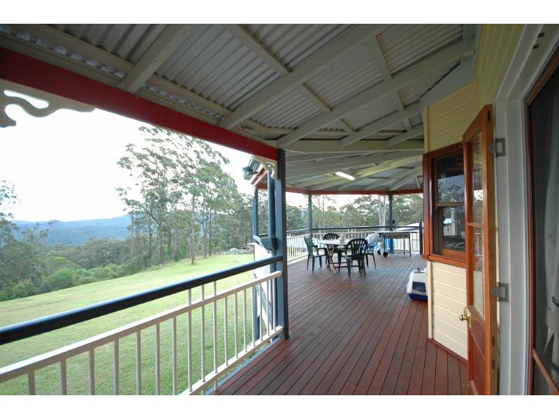 44 Larcombe Drive, Wongawallan QLD 4210