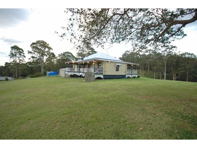 44 Larcombe Drive, Wongawallan QLD 4210