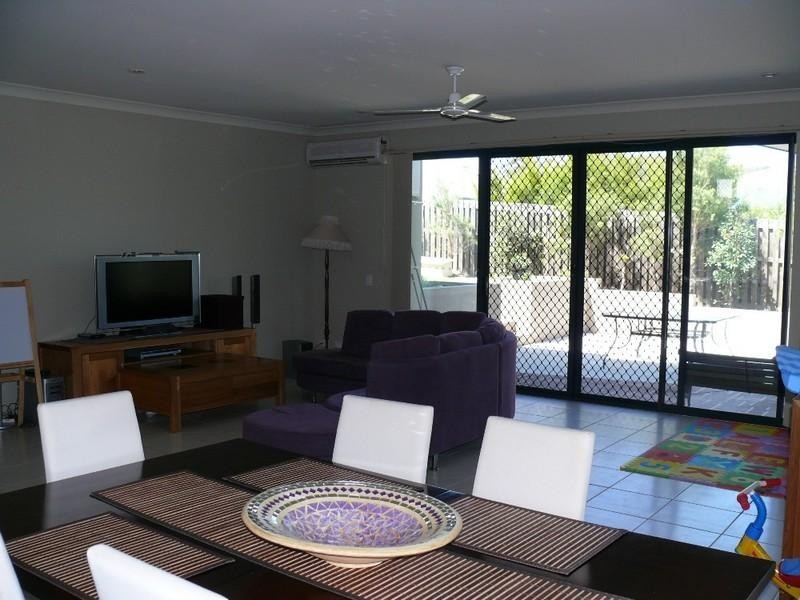 5 Cobb & Co Drive, Oxenford QLD 4210