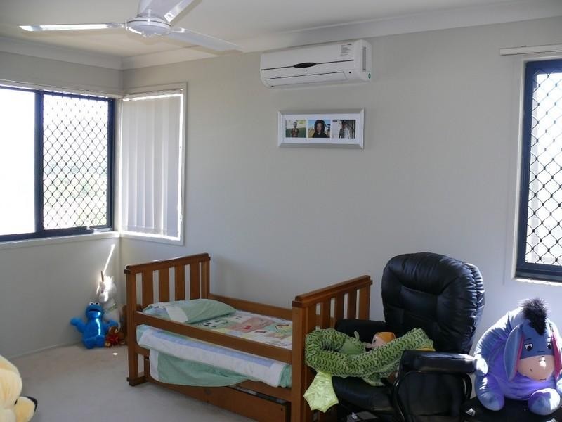 5 Cobb & Co Drive, Oxenford QLD 4210