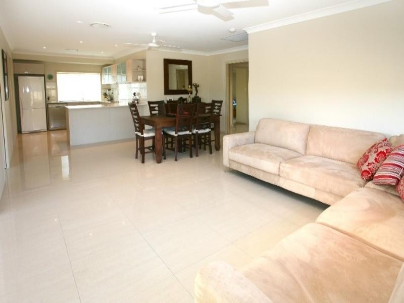 55 Rushcutter Avenue, Oxenford QLD 4210