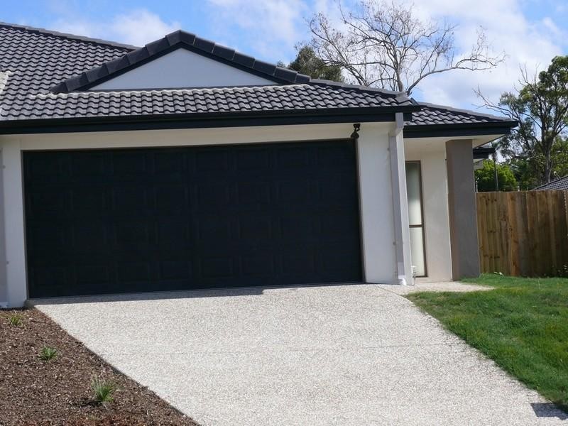 2/8 Blossom Street, Pimpama QLD 4209