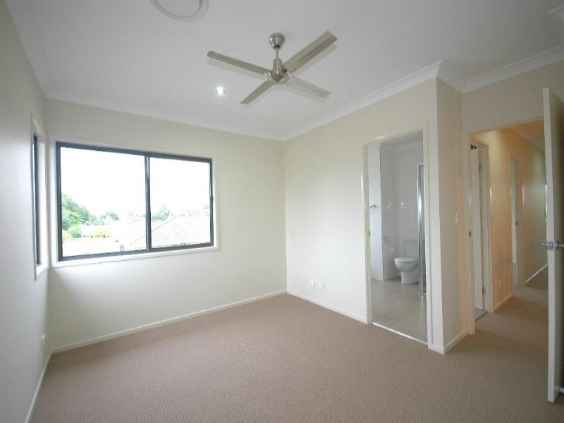 Paradise Point QLD 4216