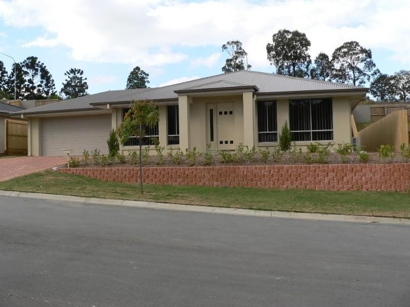 10 Flynn Court, Maudsland QLD 4210