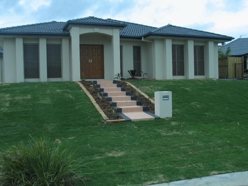 11 Rushcutter Avenue, Oxenford QLD 4210