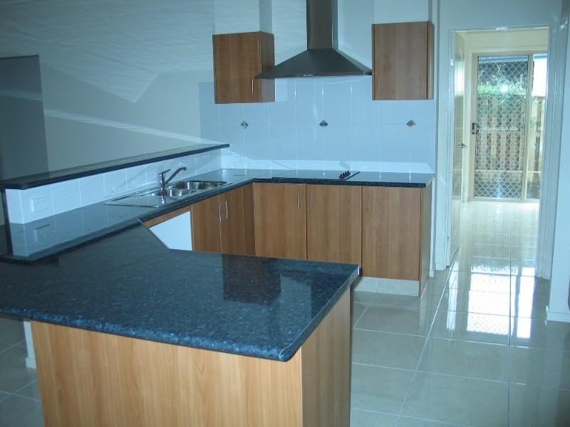 11 Rushcutter Avenue, Oxenford QLD 4210