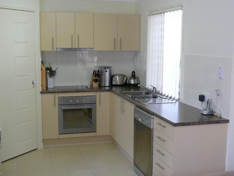 1/11 Lauren Grove, Upper Coomera QLD 4209