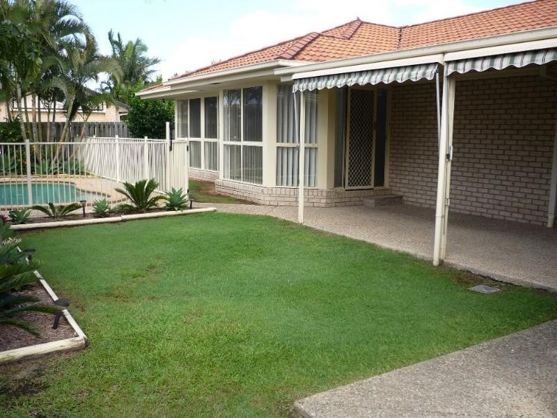 5 Graywillow Boulevard, Oxenford QLD 4210