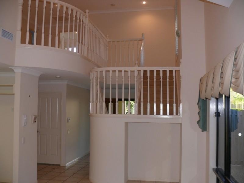 Hope Island QLD 4212