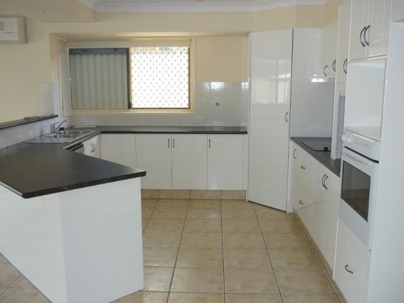 34 Graywillow Boulevard, Oxenford QLD 4210