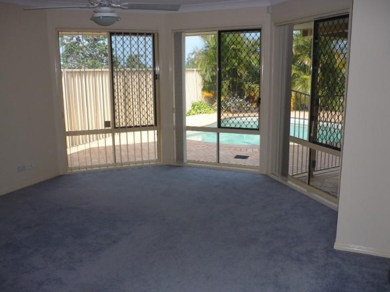 34 Graywillow Boulevard, Oxenford QLD 4210