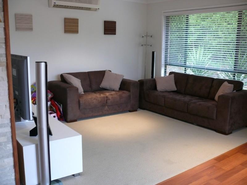 15 Doyalson Place, Helensvale QLD 4212