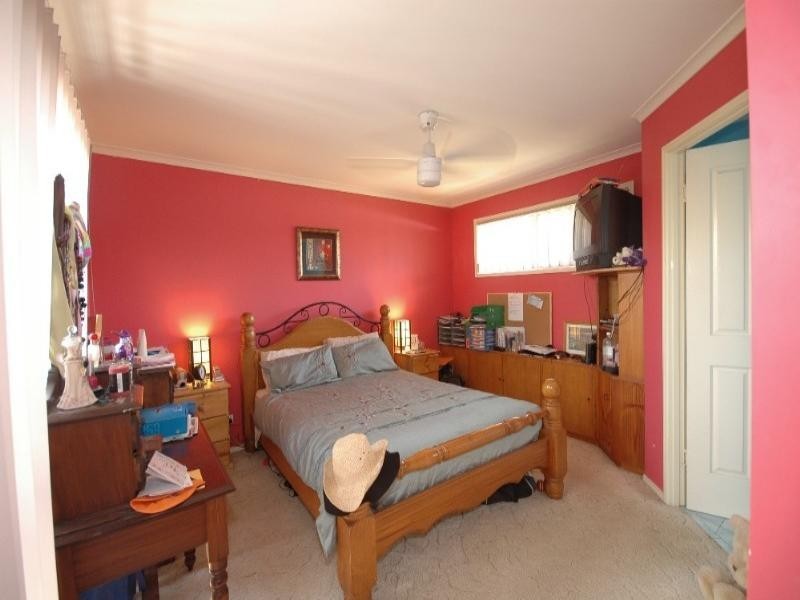 7 Pineview Drive, Oxenford QLD 4210