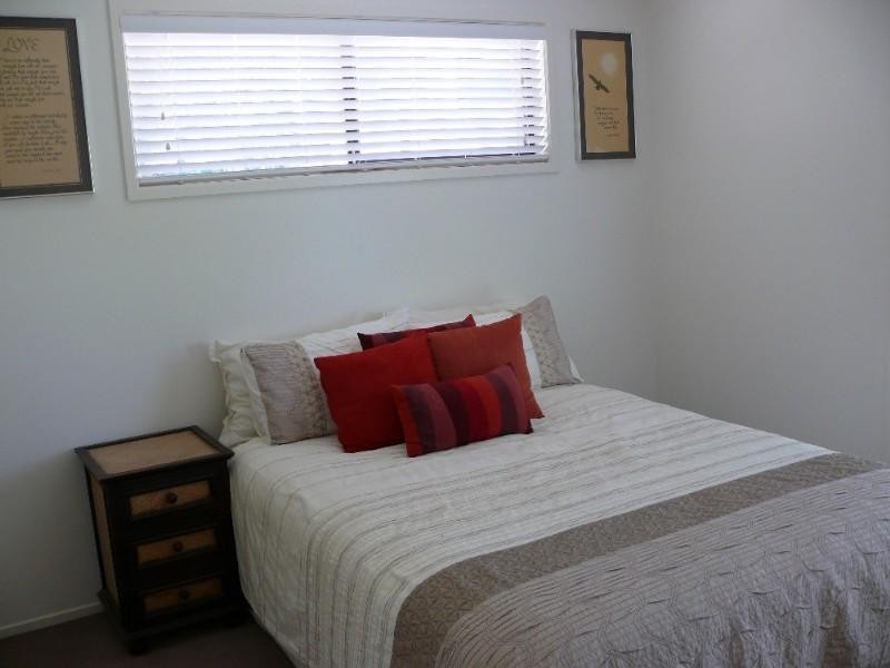 24 Tamworth Drive, Helensvale QLD 4212