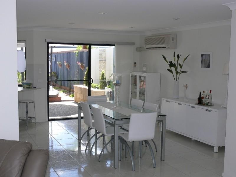 4 Red Baron Lane, Upper Coomera QLD 4209