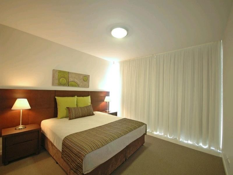 Hope Island QLD 4212