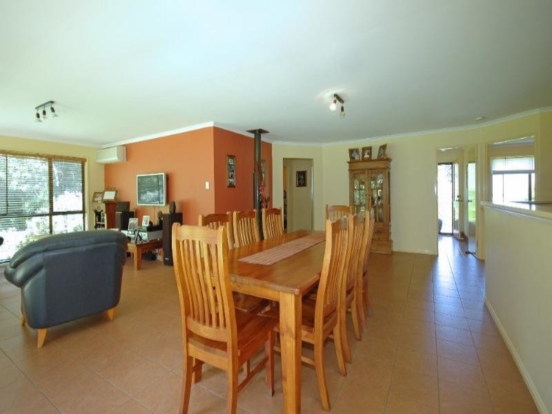 22 Trentbridge Court, Mount Nathan QLD 4211