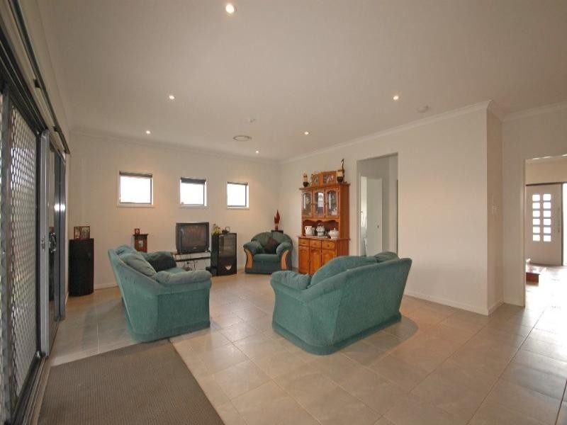 5 Rushcutter Avenue, Oxenford QLD 4210