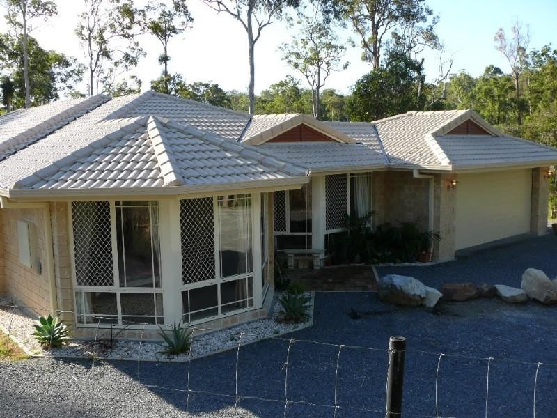 7 Crystal Springs Court, Maudsland QLD 4210