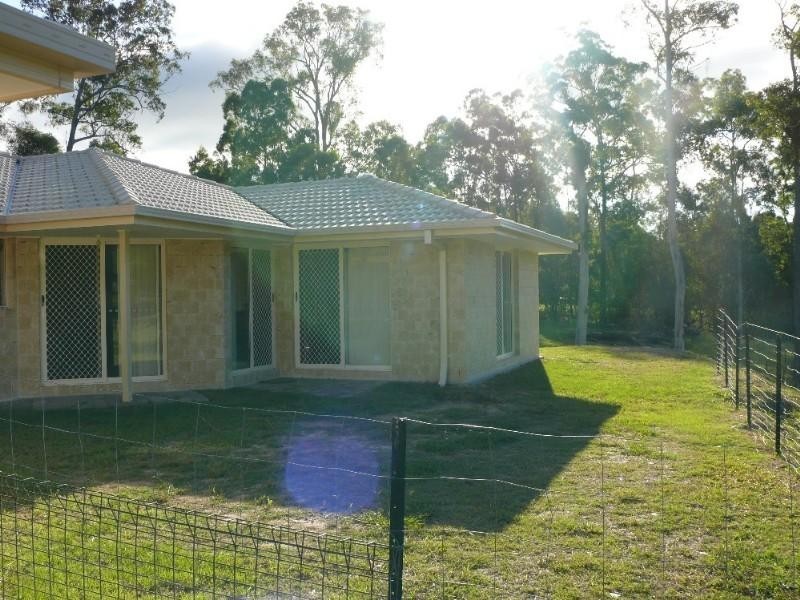 7 Crystal Springs Court, Maudsland QLD 4210