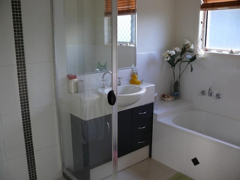 7 Crystal Springs Court, Maudsland QLD 4210