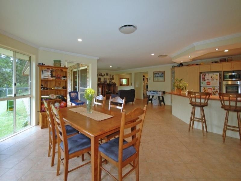 23 Crest Hill Drive, Wongawallan QLD 4210