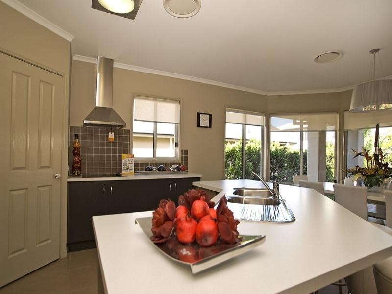 7 Flamevine Street, Upper Coomera QLD 4209