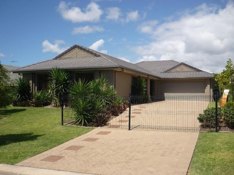 9 Flamevine Street, Upper Coomera QLD 4209