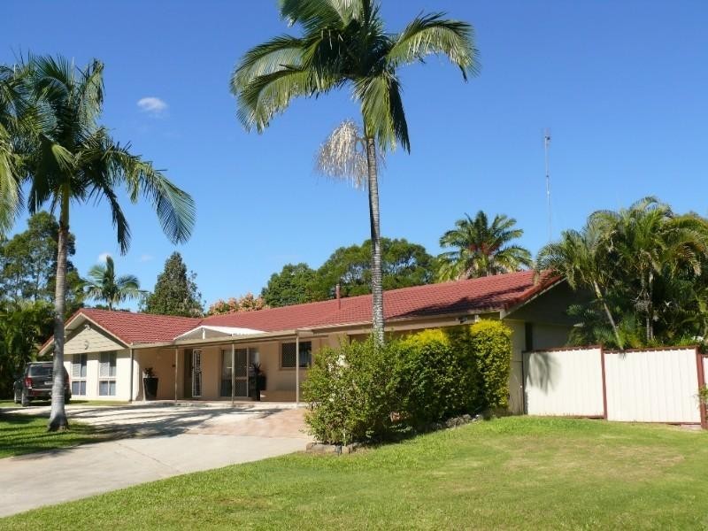 13 Riversdale Road, Oxenford QLD 4210