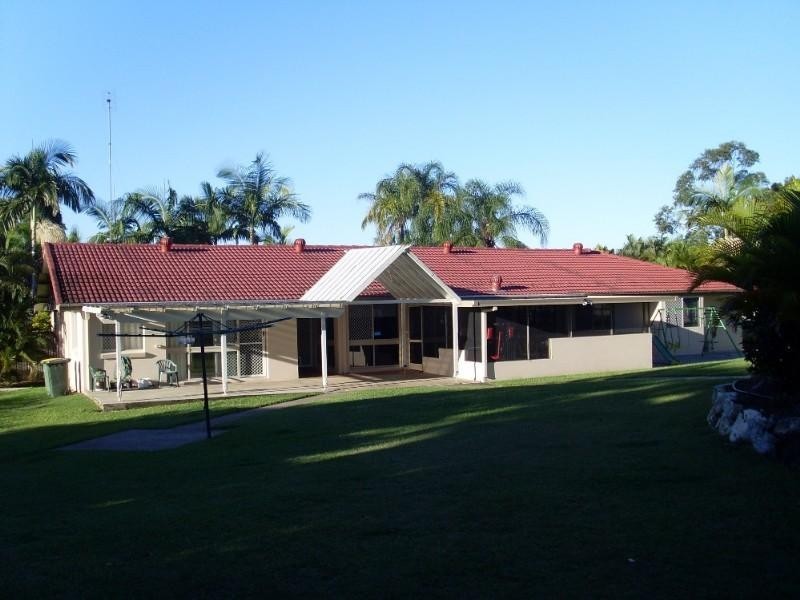 13 Riversdale Road, Oxenford QLD 4210