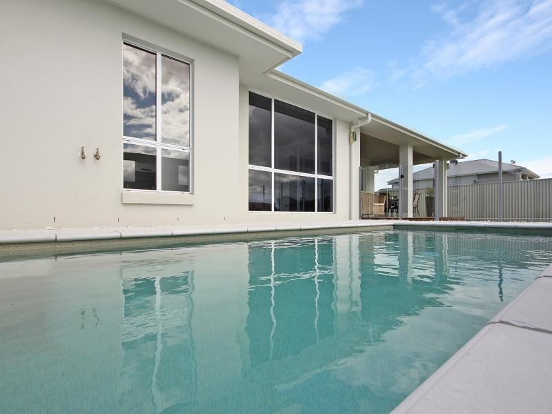 62 Rushcutter Avenue, Oxenford QLD 4210