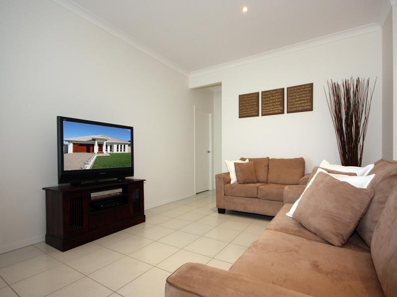 62 Rushcutter Avenue, Oxenford QLD 4210