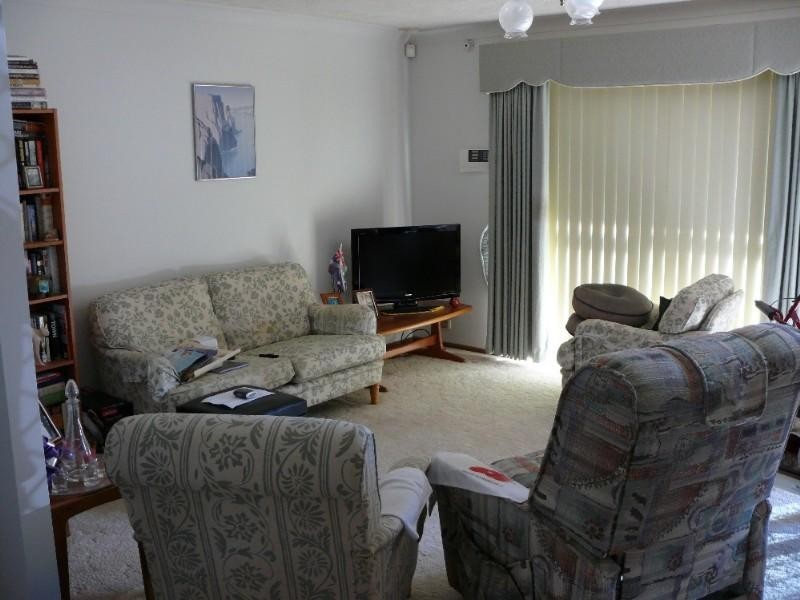 2/41 Treeview Drive, Burleigh Waters QLD 4220
