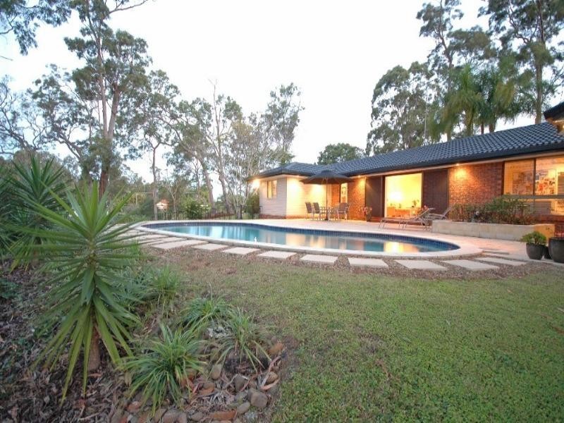 23 Hammond Drive, Gaven QLD 4211