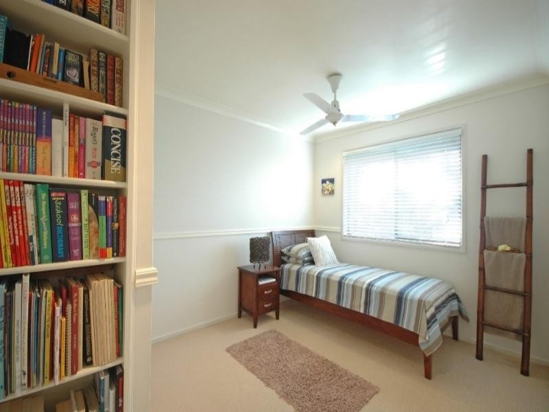 23 Hammond Drive, Gaven QLD 4211