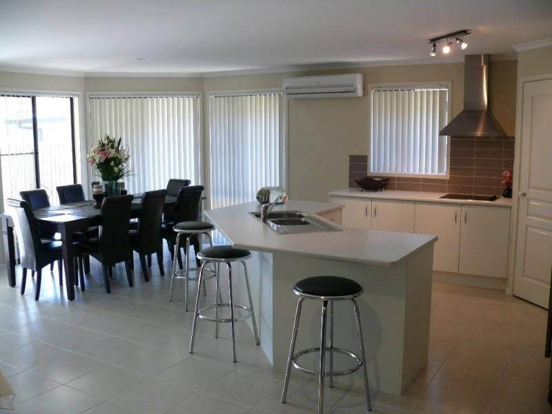 18 Ansett Way, Upper Coomera QLD 4209