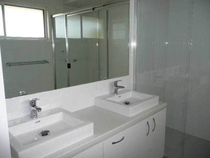 35 Golden Grove, Reedy Creek QLD 4227