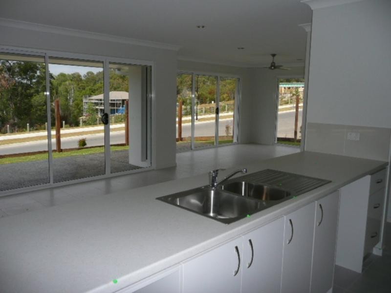 36 Golden Grove Boulevard, Reedy Creek QLD 4227