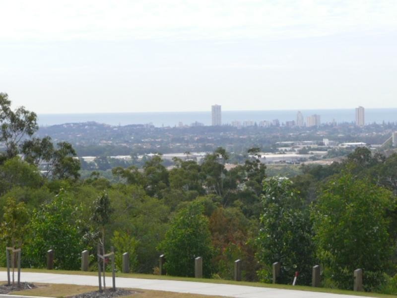 36 Golden Grove Boulevard, Reedy Creek QLD 4227