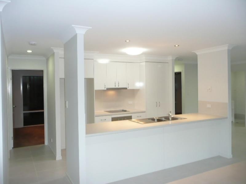 35 Golden Grove Boulevard, Reedy Creek QLD 4227