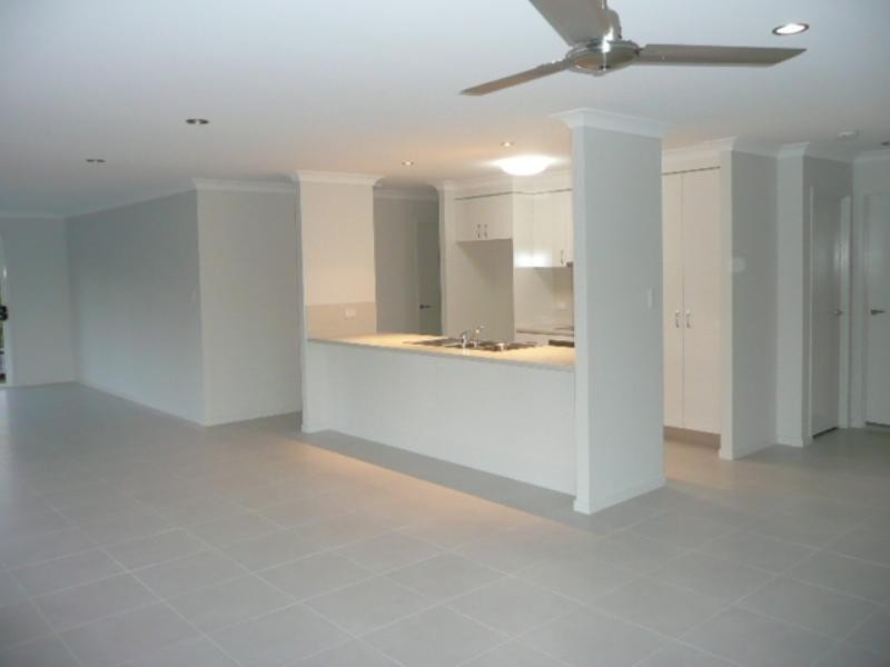 35 Golden Grove Boulevard, Reedy Creek QLD 4227
