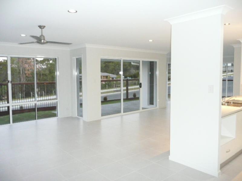 35 Golden Grove Boulevard, Reedy Creek QLD 4227