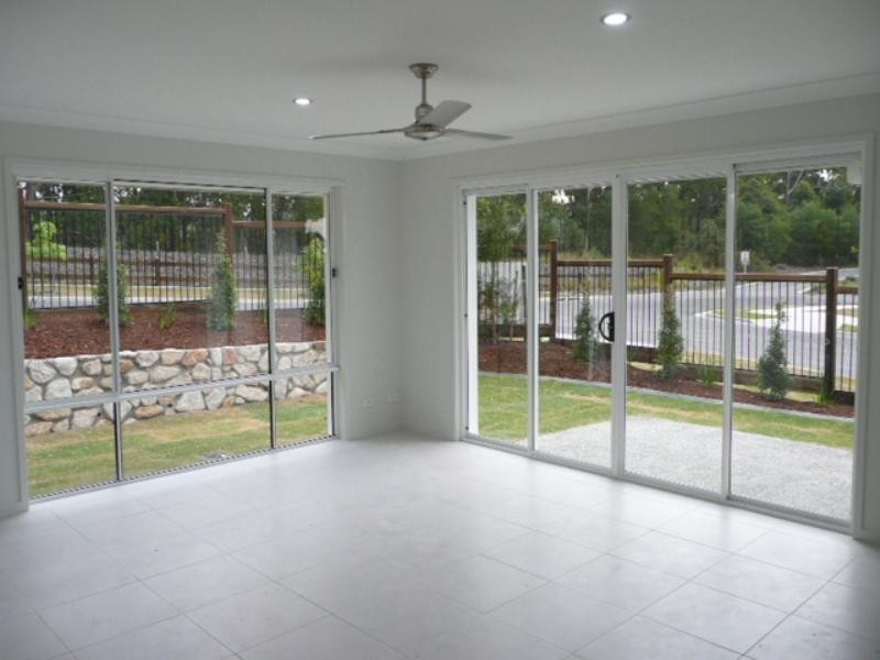 1 Grasslands Court, Reedy Creek QLD 4227