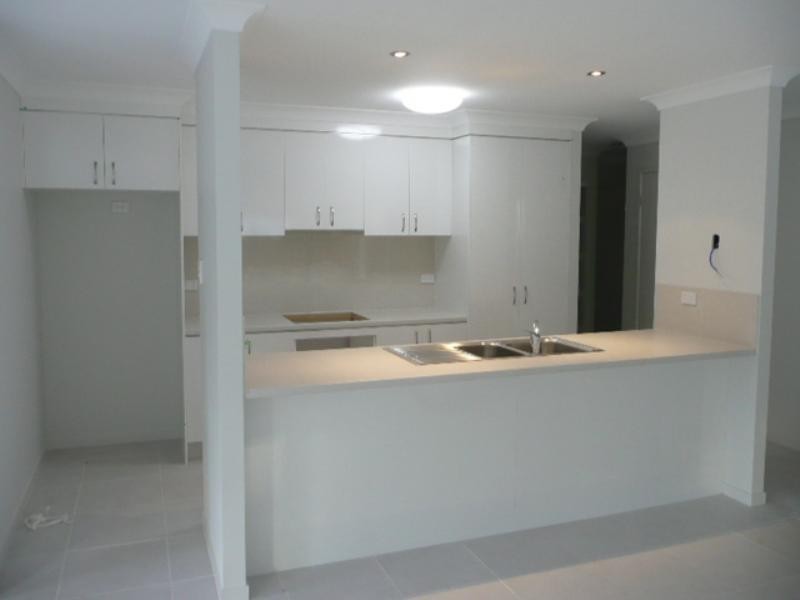 1 Grasslands Court, Reedy Creek QLD 4227