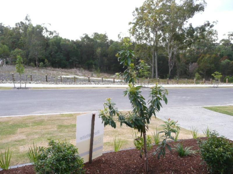 1 Grasslands Court, Reedy Creek QLD 4227
