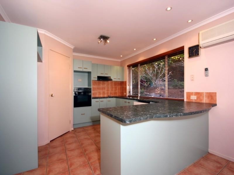 13 Moorea Court, Pacific Pines QLD 4211