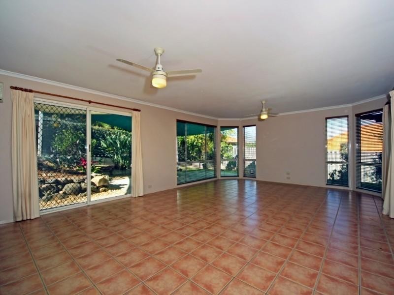 13 Moorea Court, Pacific Pines QLD 4211