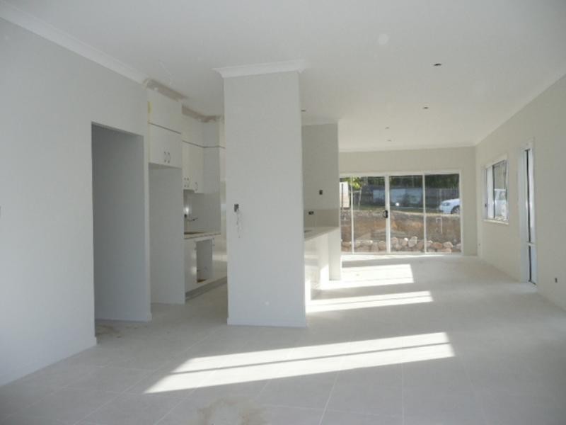 1 Bardin Ridge, Reedy Creek QLD 4227